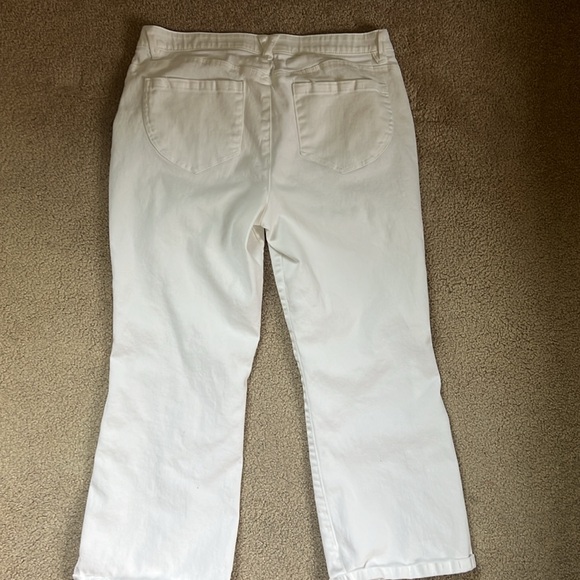 Democracy Ab Technology White flare cropped jeans- Size 14 - Picture 2 of 3